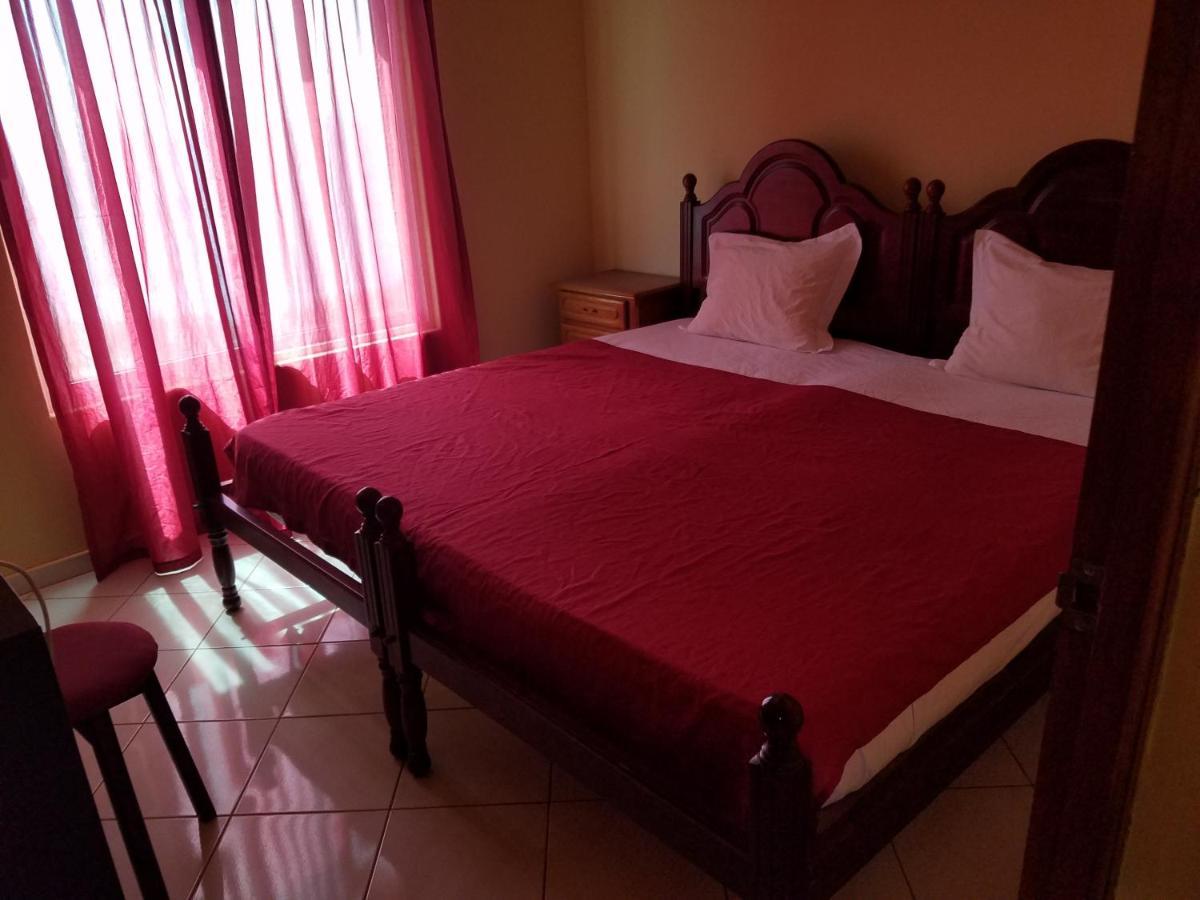 Chez Albino Guest House Sao Filipe Exterior photo