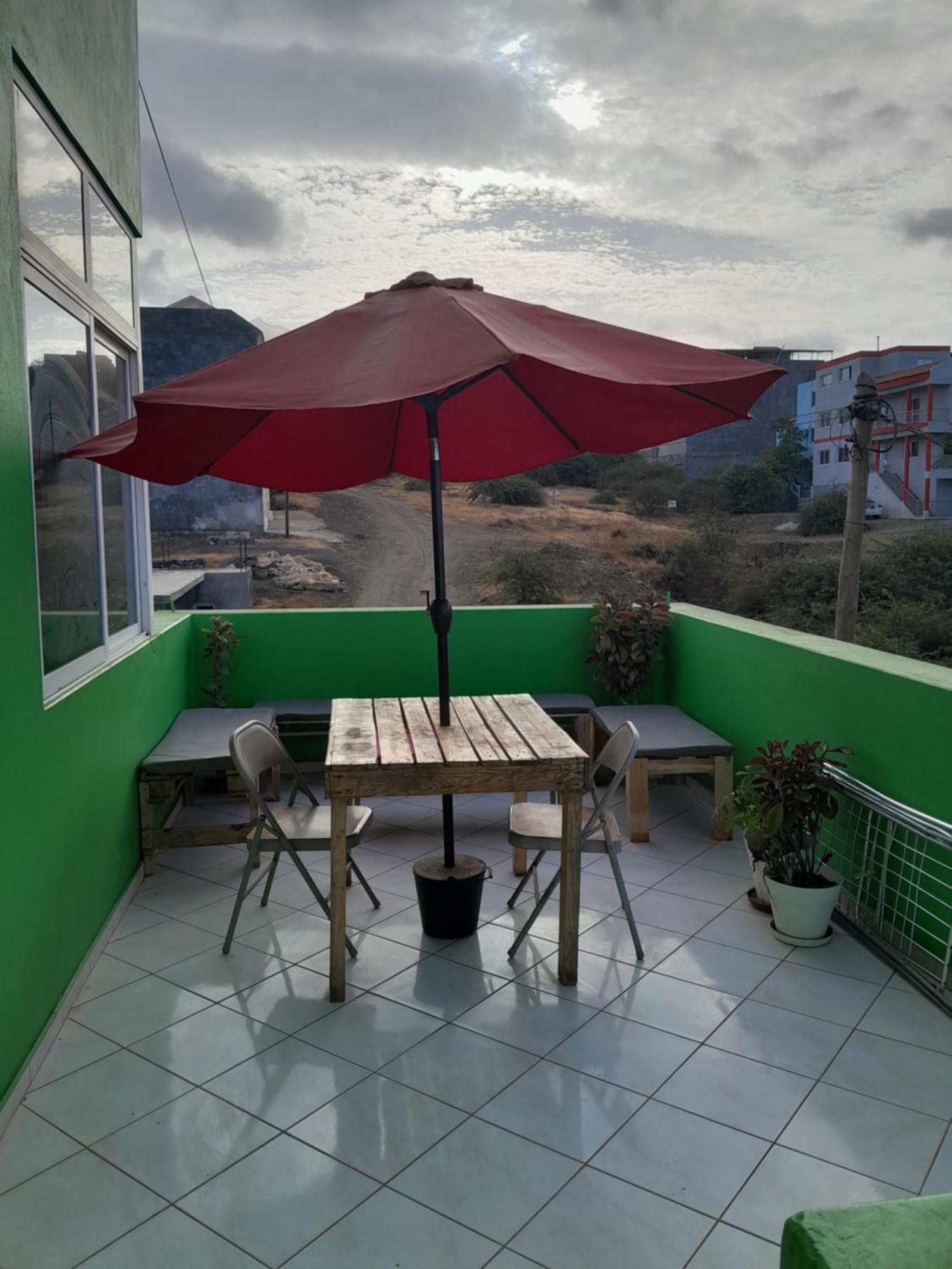 Chez Albino Guest House Sao Filipe Exterior photo